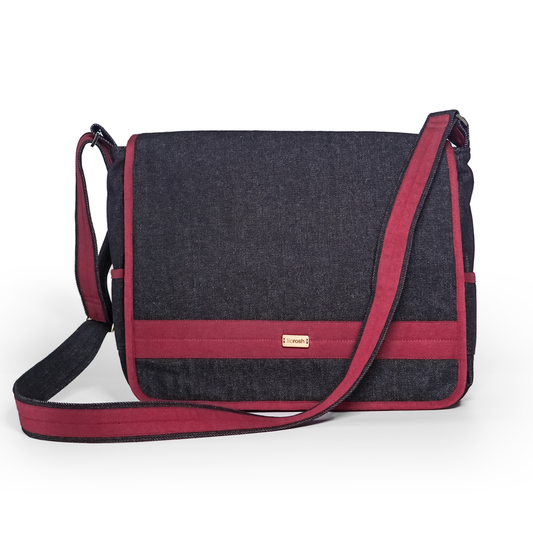 A4 ARTIE -  Black & Maroon
